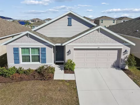 1353 Ocean Spray Dr, Ruskin, FL 33570