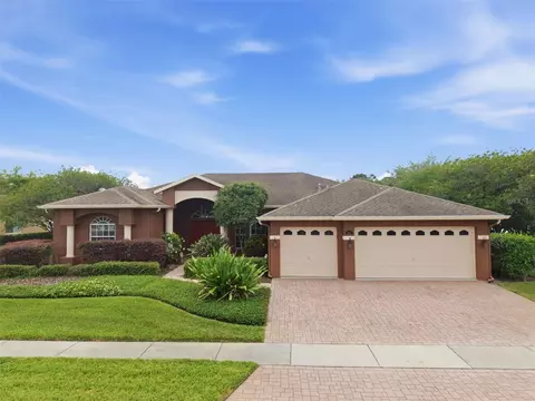 915 Vista Verde Ln, Sun City Center, FL 33573