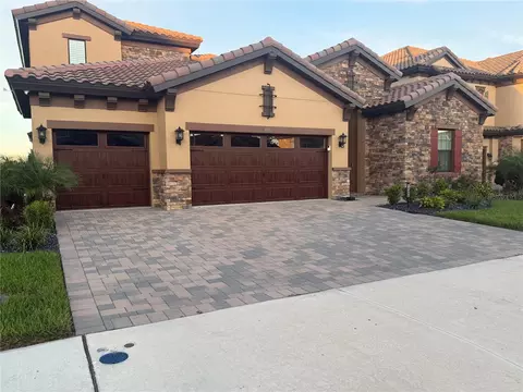 Exterior - 10958 Rustic Timber Loop, San Antonio, FL 33576 photo 7 of 8
