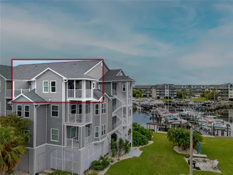 5722 Biscayne Ct #308, New Port Richey, FL 34652