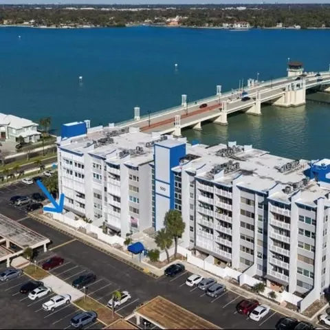 500 Treasure Island Cswy #106, Treasure Island, FL 33706