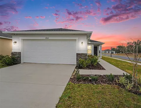 2902 Lavanda Dr, Haines City, FL 33844