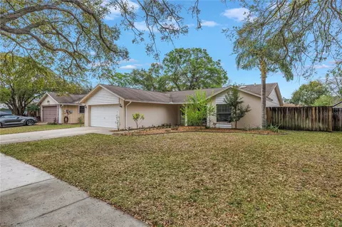 4806 Country Hills Dr, Tampa, FL 33624