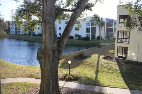 14130 Rosemary Ln #3203, Largo, FL 33774