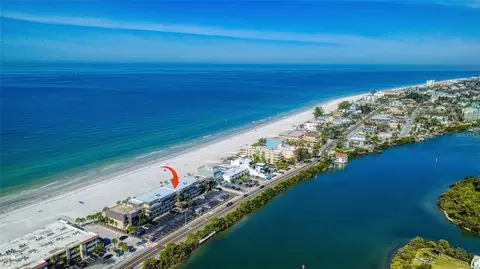 60 Gulf Blvd #203, Indian Rocks Beach, FL 33785