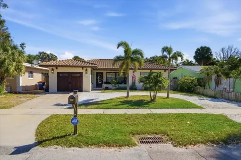 937 Bruce Ave, Clearwater Beach, FL 33767