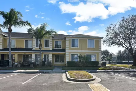 Exterior - 10805 Keys Gate Dr, Riverview, FL 33579 photo 6 of 8