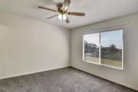 Bedroom - 10805 Keys Gate Dr, Riverview, FL 33579 photo 6 of 7