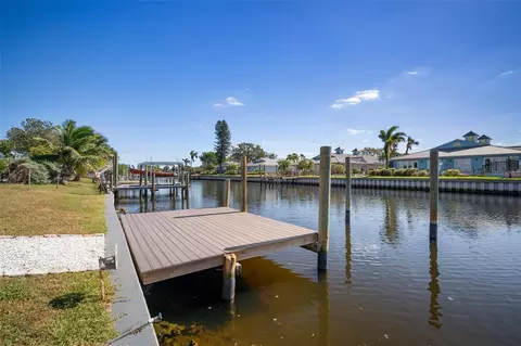 Other - 910 Spindle Palm Way, Apollo Beach, FL 33572 photo 3 of 7