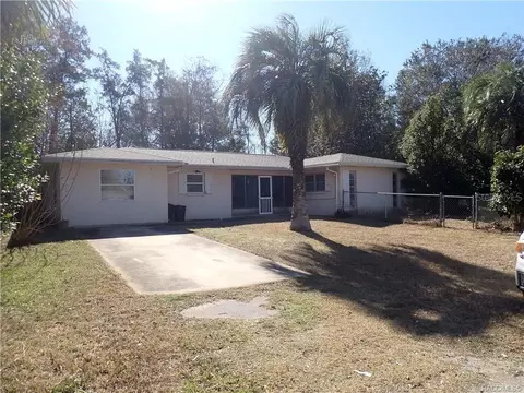 47 Lake Court Loop, Ocala, FL 34472