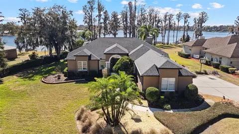 18991 Crooked Ln, Lutz, FL 33548