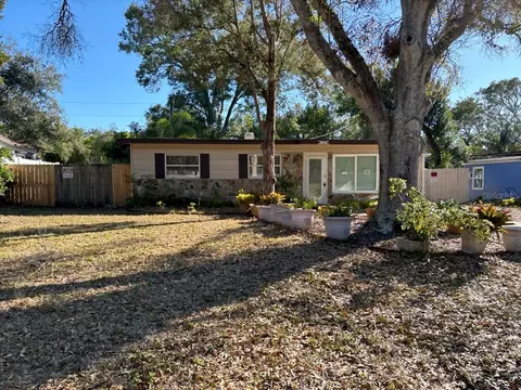 1325 Sandy Ln, Clearwater, FL 33755