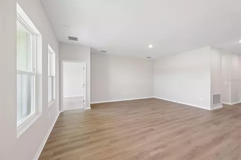 Living - 5924 Fresh Flora Dr, Wimauma, FL 33598 photo 2 of 3