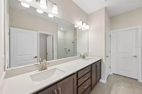 Bath - 5924 Fresh Flora Dr, Wimauma, FL 33598 photo 2 of 3