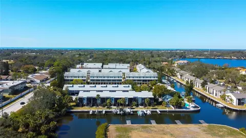 200 Meres Blvd #11, Tarpon Springs, FL 34689
