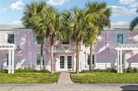 4822 Coquina Key Dr SE #B, Saint Petersburg, FL 33705