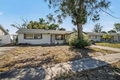 5604 Cheyenne Dr, Holiday, FL 34690