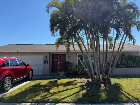 12054 101st Ave, Seminole, FL 33772