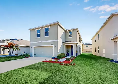 11117 Leland Groves Dr, Riverview, FL 33579