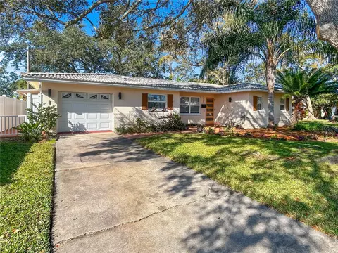 7922 2nd Way N, Saint Petersburg, FL 33701