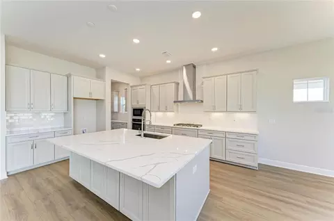 Kitchen - 10858 Spring Sapling Cir, Parrish, FL 34219 photo 2 of 4
