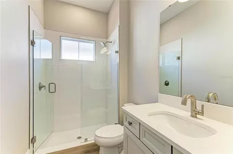 Bath - 10858 Spring Sapling Cir, Parrish, FL 34219 photo 5 of 6
