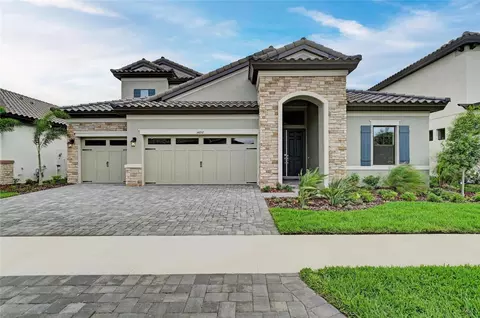 14857 Rider Pass Dr, Lithia, FL 33547