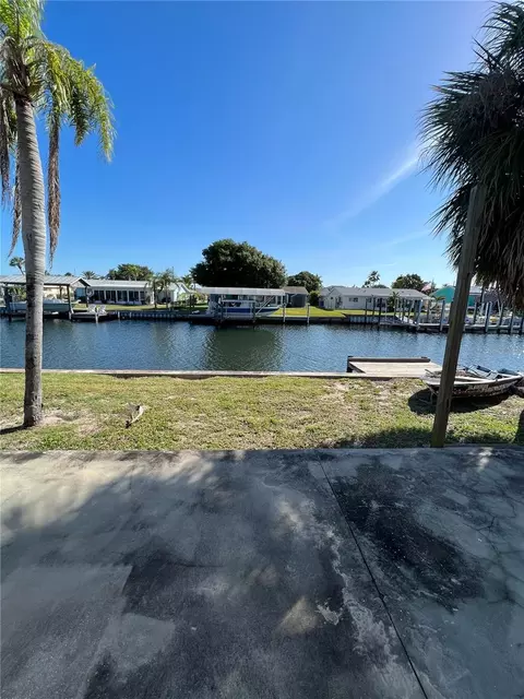 1037 Apollo Beach Blvd #D, Apollo Beach, FL 33572