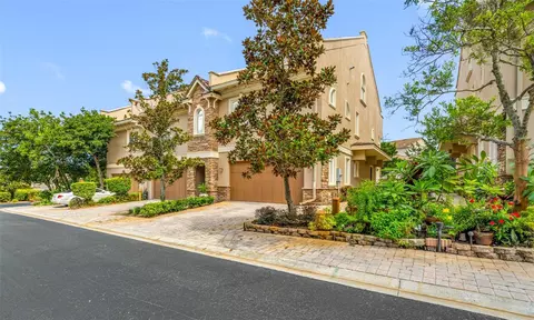 1425 Hillside Landing Dr, Tarpon Springs, FL 34688
