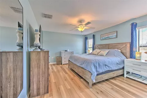 Bedroom - 12619 Lemon Pepper Dr, Riverview, FL 33578 photo 8 of 10
