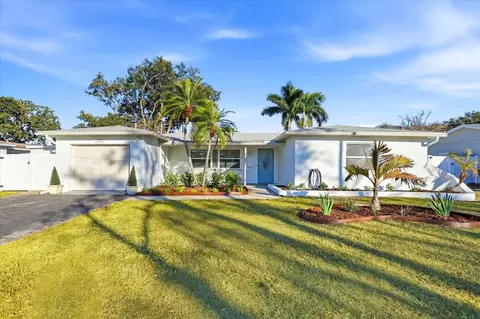 2461 61st Ln N, Saint Petersburg, FL 33710