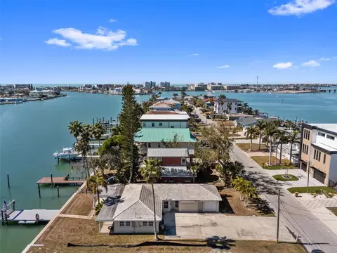 837 Bay Point Dr, Madeira Beach, FL 33708 photo 16