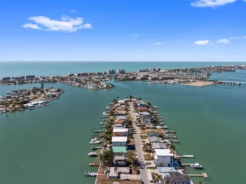 837 Bay Point Dr, Madeira Beach, FL 33708 photo 7