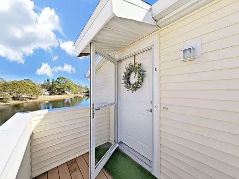 129 Camphor Cir #C, Oldsmar, FL 34677