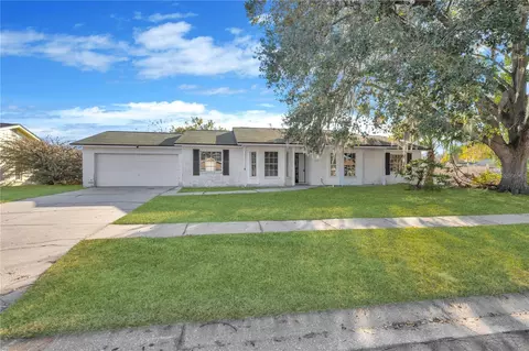 3717 Southview Dr, Brandon, FL 33511