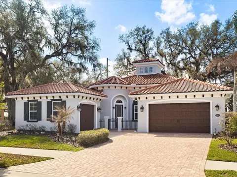 32834 Estate Garden Dr, Wesley Chapel, FL 33545