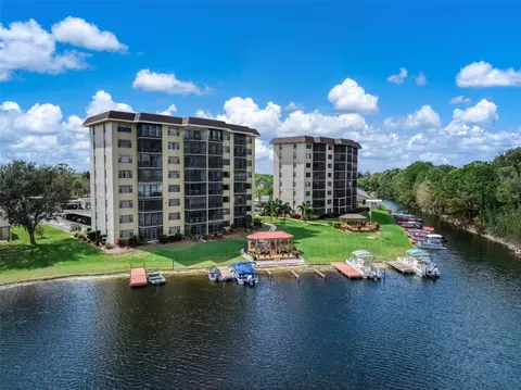 117 Country Club Dr #204, Lake Placid, FL 33852