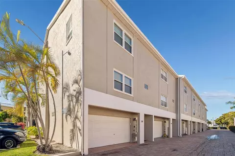 1117 Pinellas Bayway S #301, Saint Petersburg, FL 33715