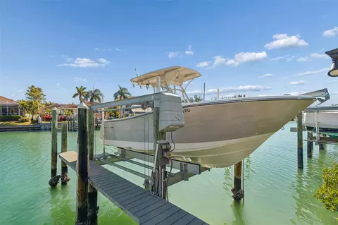 1117 Pinellas Bayway S #301, Saint Petersburg, FL 33715