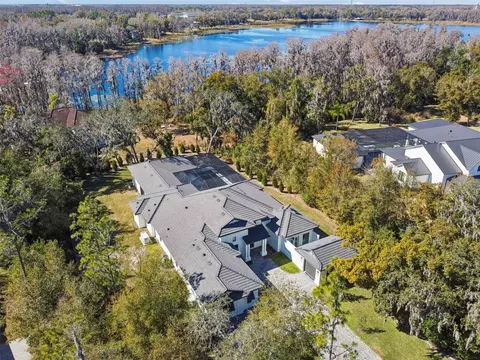 17720 Royal Eagle Ln, Lutz, FL 33549