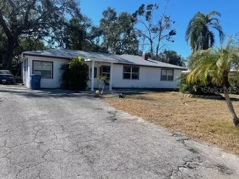 7242 Lynnwood Ave N, Saint Petersburg, FL 33710