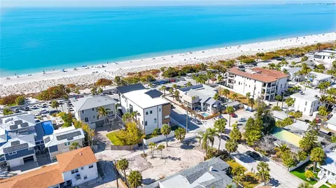 108 13th Ave, Saint Pete Beach, FL 33706