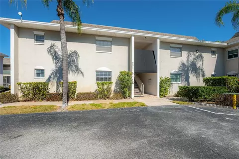 8812 Bay Pointe Dr #D202, Tampa, FL 33615