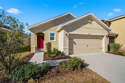 11106 Leland Groves Dr, Riverview, FL 33579