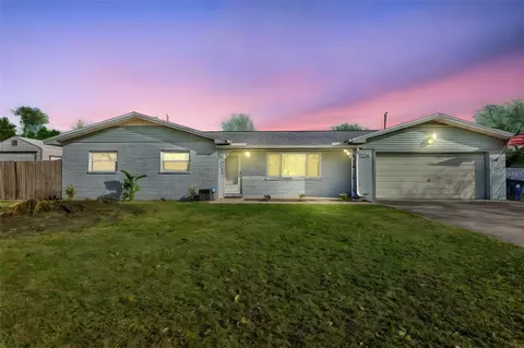 124 Patterson Dr, Auburndale, FL 33823