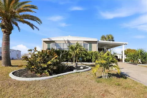 1427 Sanderling Dr, Englewood, FL 34224