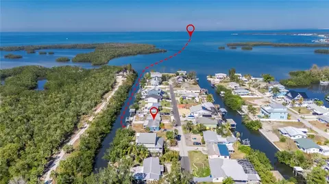 827 Seabreeze Dr, Ruskin, FL 33570