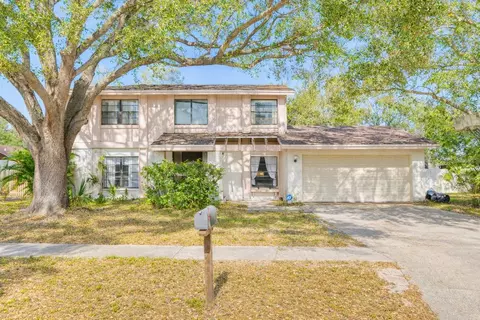 4505 Whitworth Ln, Tampa, FL 33624