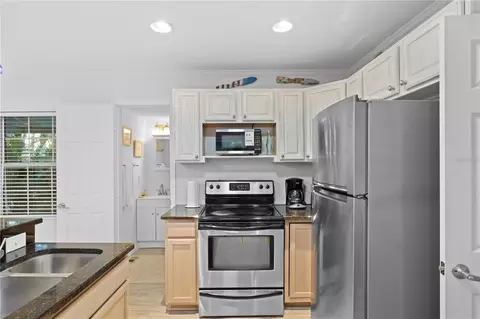 Kitchen - 13123 4th St E, Madeira Beach, FL 33708 photo 5 of 6