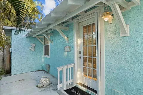 Exterior - 13123 4th St E, Madeira Beach, FL 33708 photo 6 of 7